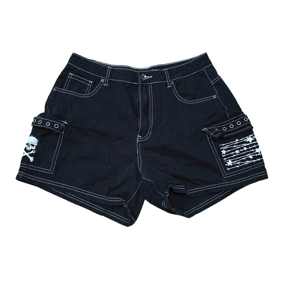 Hot Topic Size 11 Black Shorts Fold Over Side Pockets, Skull, Stars, Wire